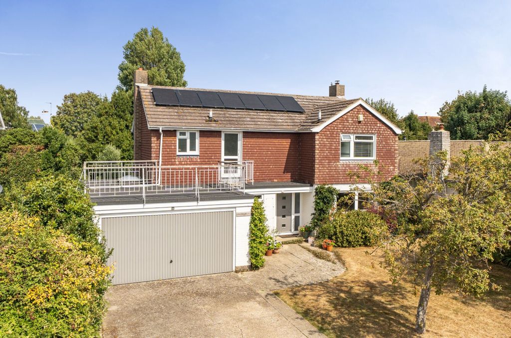 Property photo 1 of 25