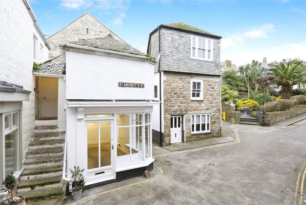 Property photo 2 of 17 Photography