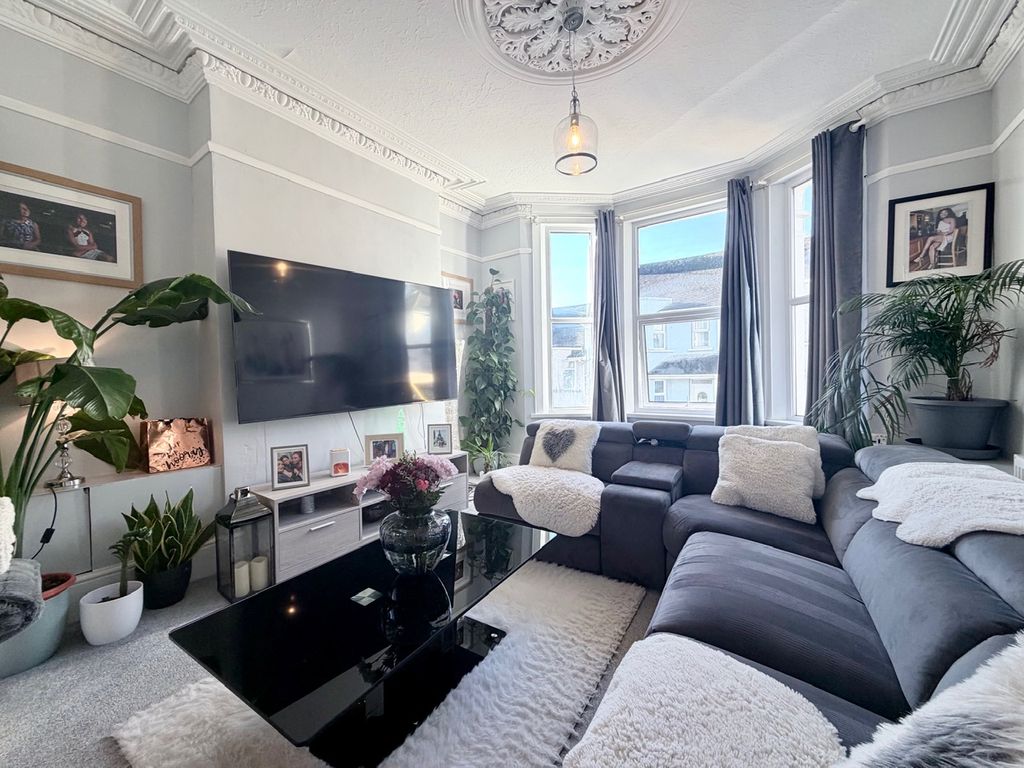 Property photo 2 of 21 Img_0440