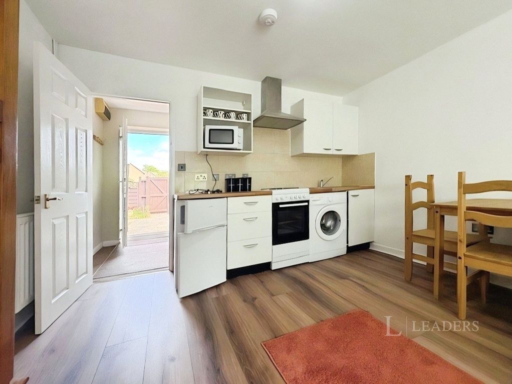 Property photo 2 of 8 Picture No. 06