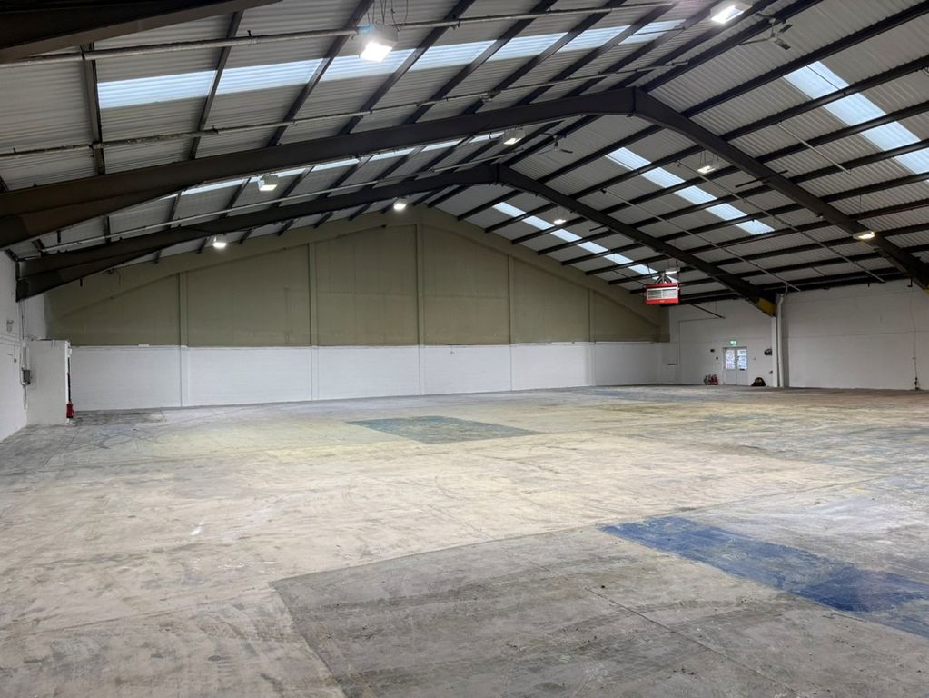 Property photo 2 of 8