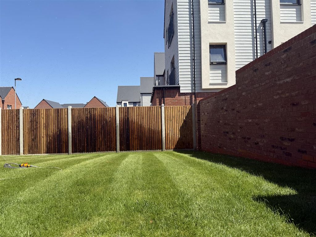 Property photo 3 of 17 Image (41).Jpg