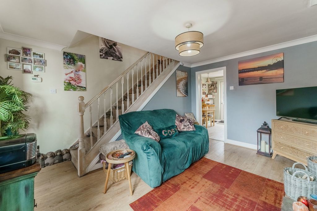 Property photo 3 of 21