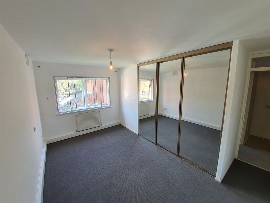 Property photo 3 of 10 Photo 3
