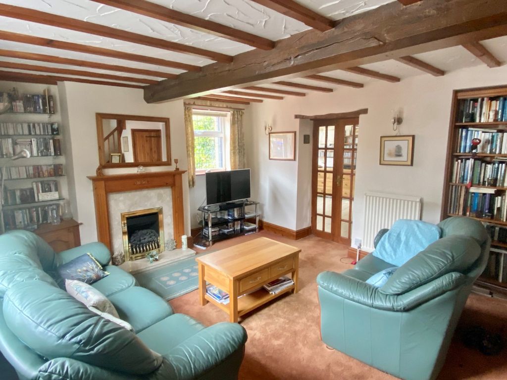 Property photo 2 of 21 Media Image 01