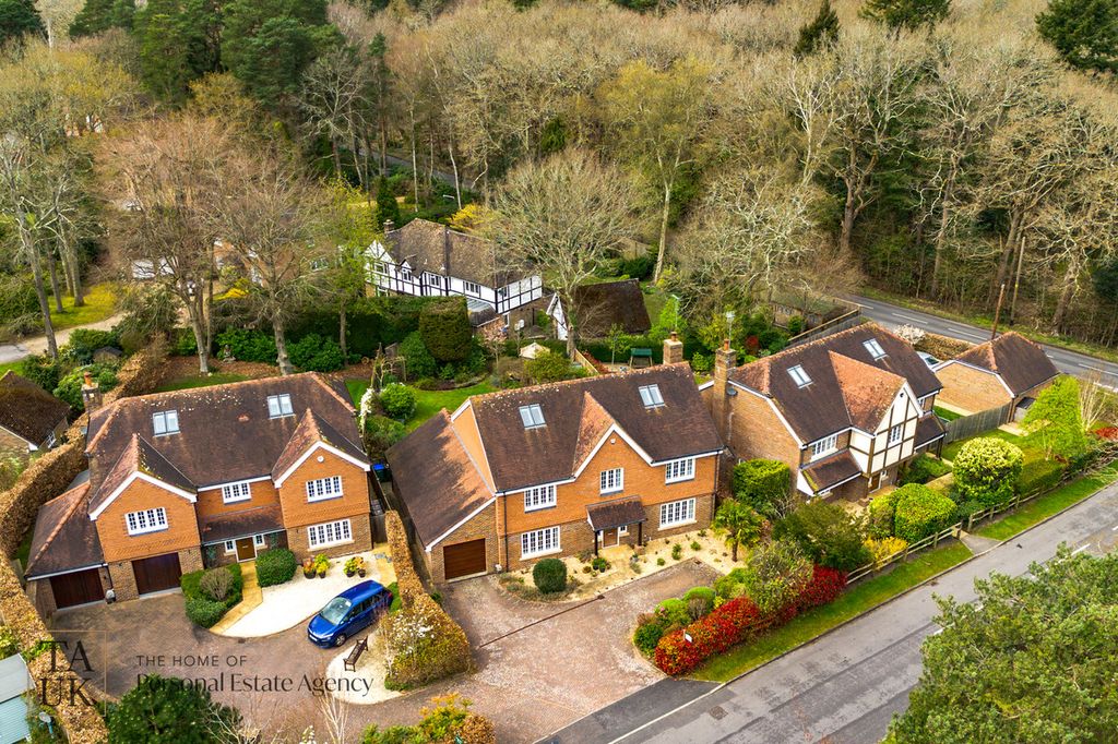 Property photo 1 of 23