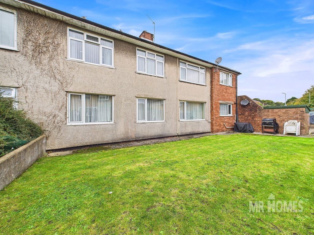 Property photo 3 of 25