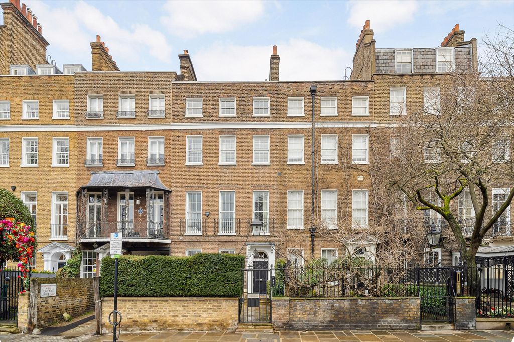 Additional image 38 of 8 bed terraced house to rentCheyne Walk & Cheyne Mews, London SW3