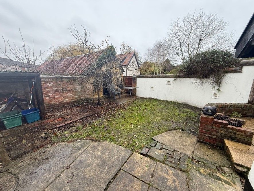 Property photo 3 of 17