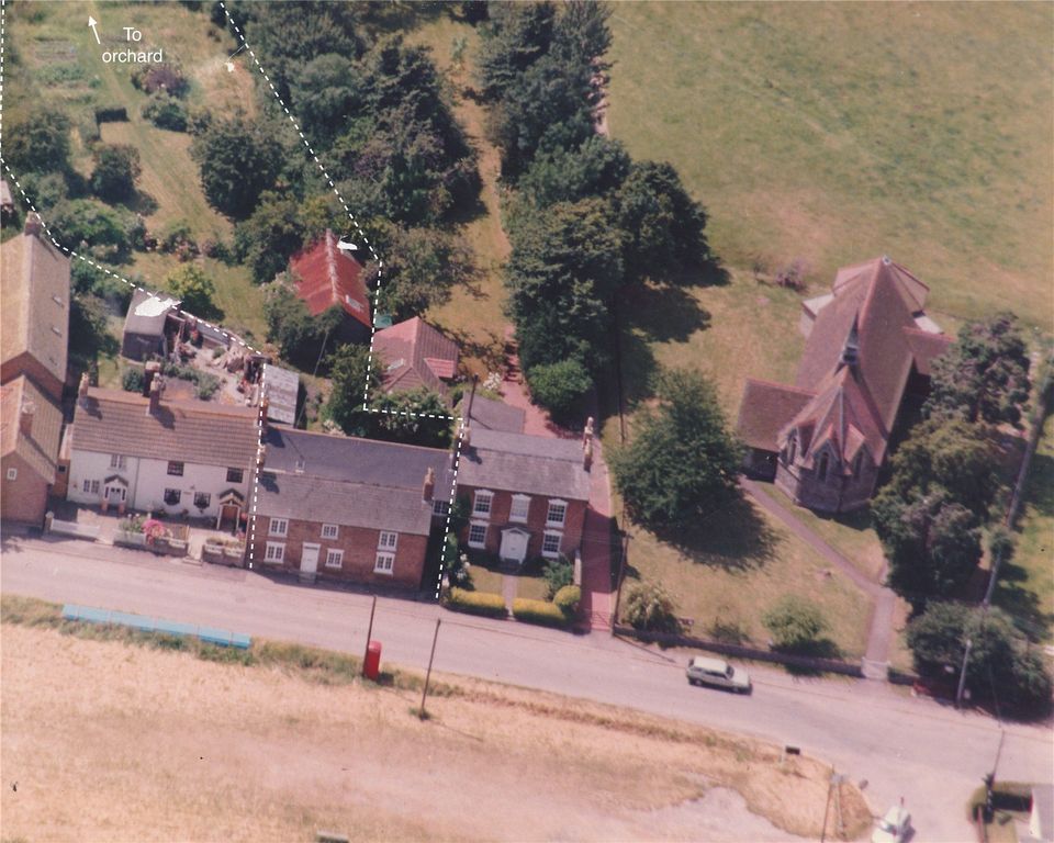 Property photo 2 of 22 Picture No. 23