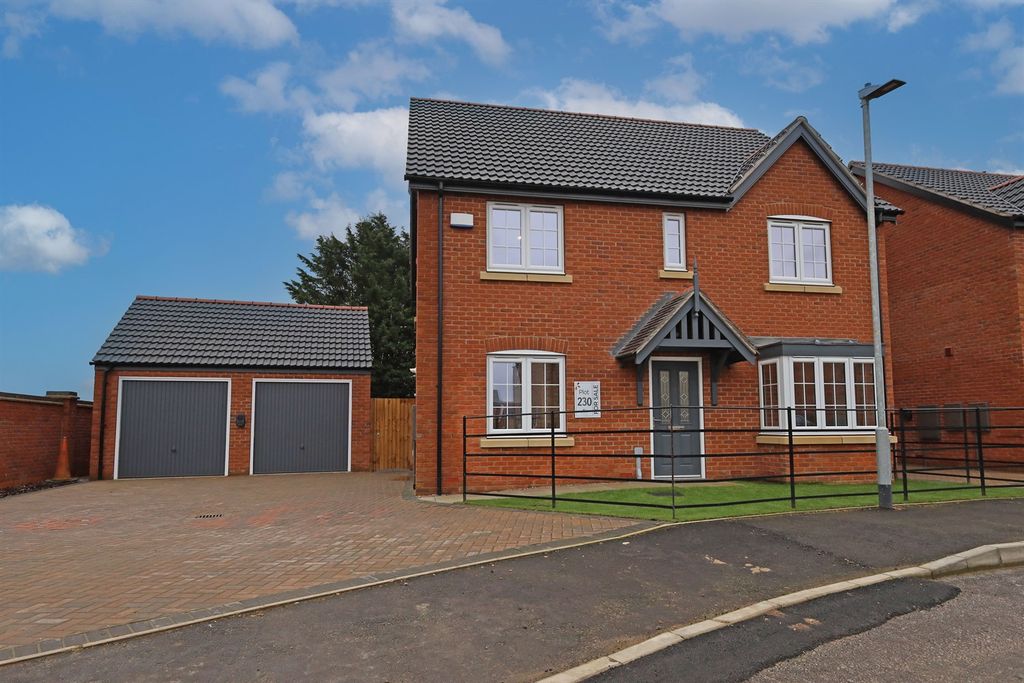 Property photo 1 of 23 (Main)