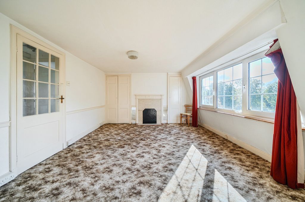 Property photo 2 of 13 1347146-8-68B6Ad3...