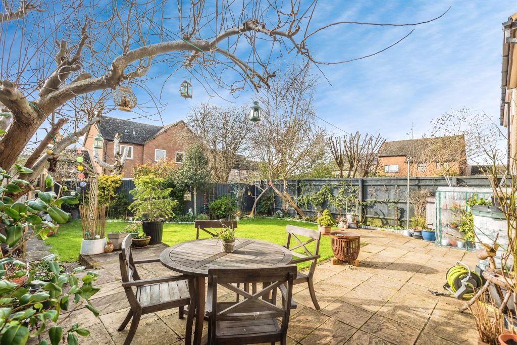 Property photo 2 of 16