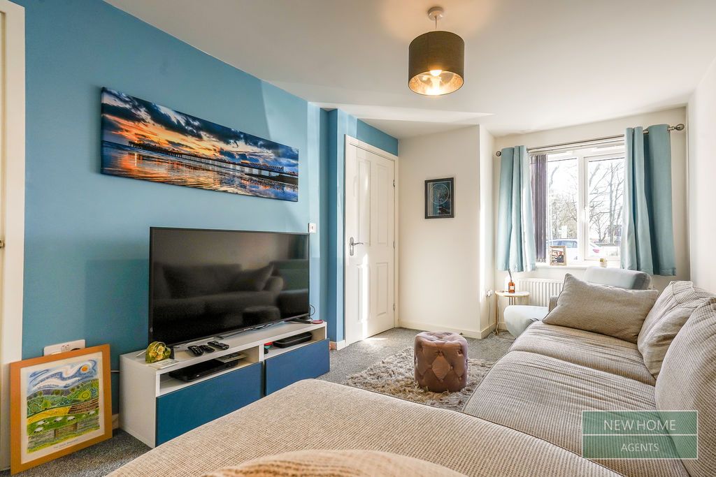 Property photo 2 of 15 Photo 13