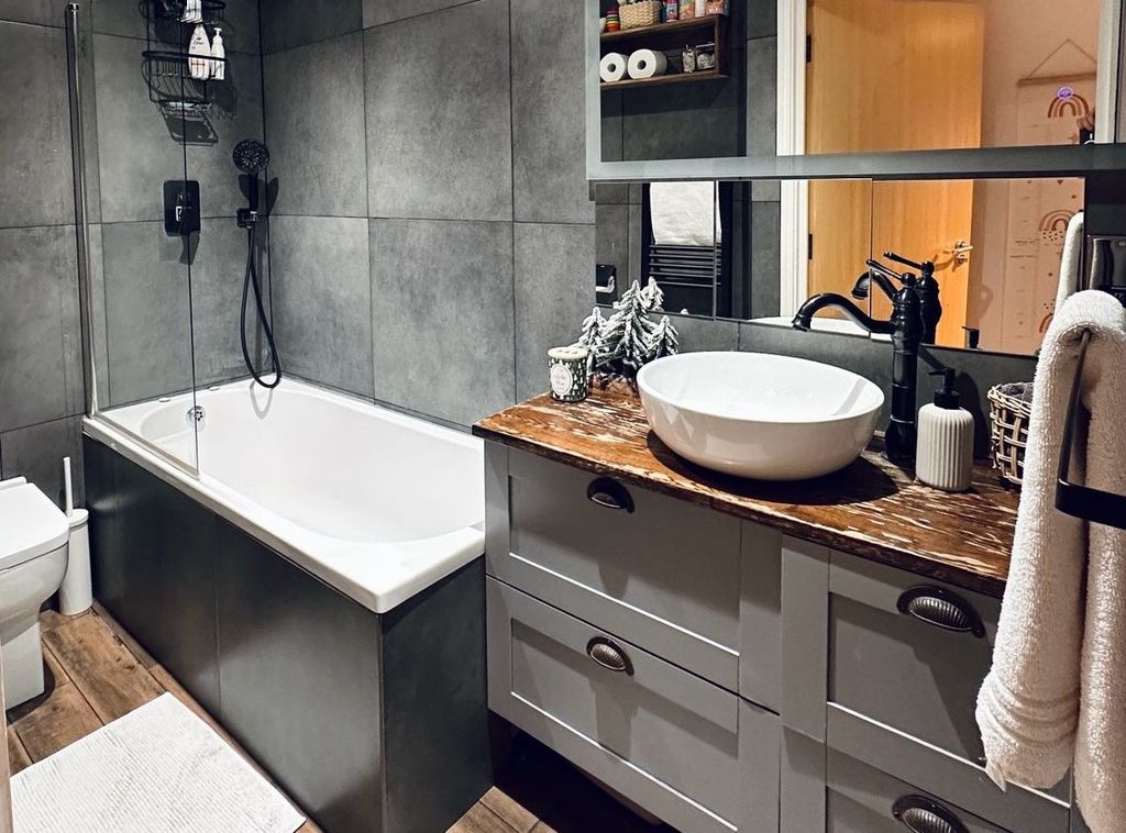 Property photo 2 of 13 Img-20251220-Wa0034