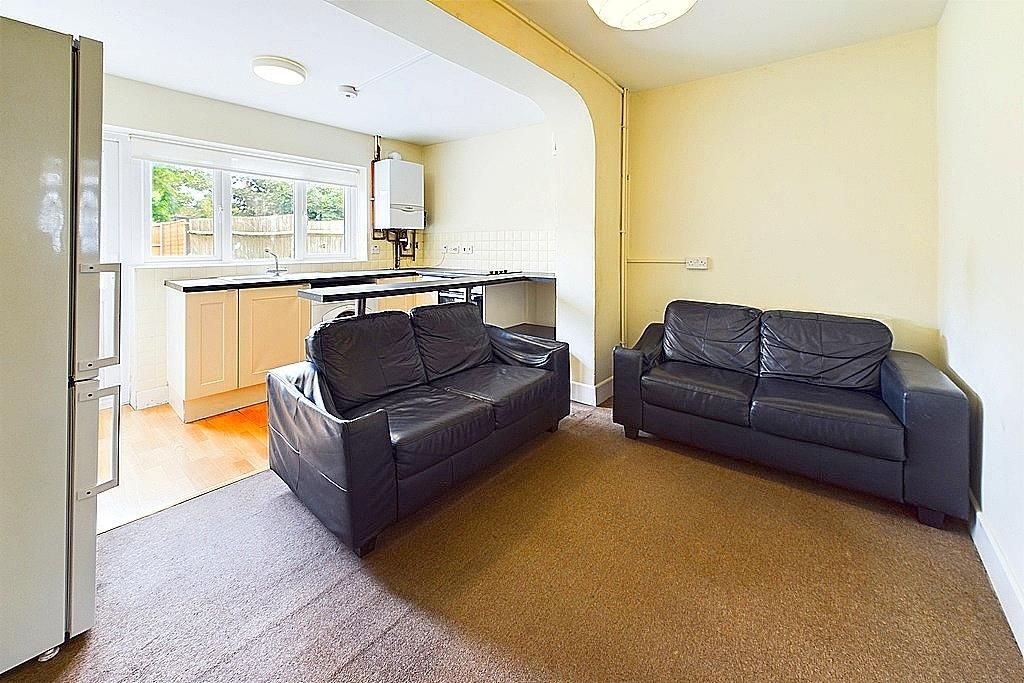 Property photo 3 of 8 Cam01635G0-Pr0244-Still004_Alt.Jpg