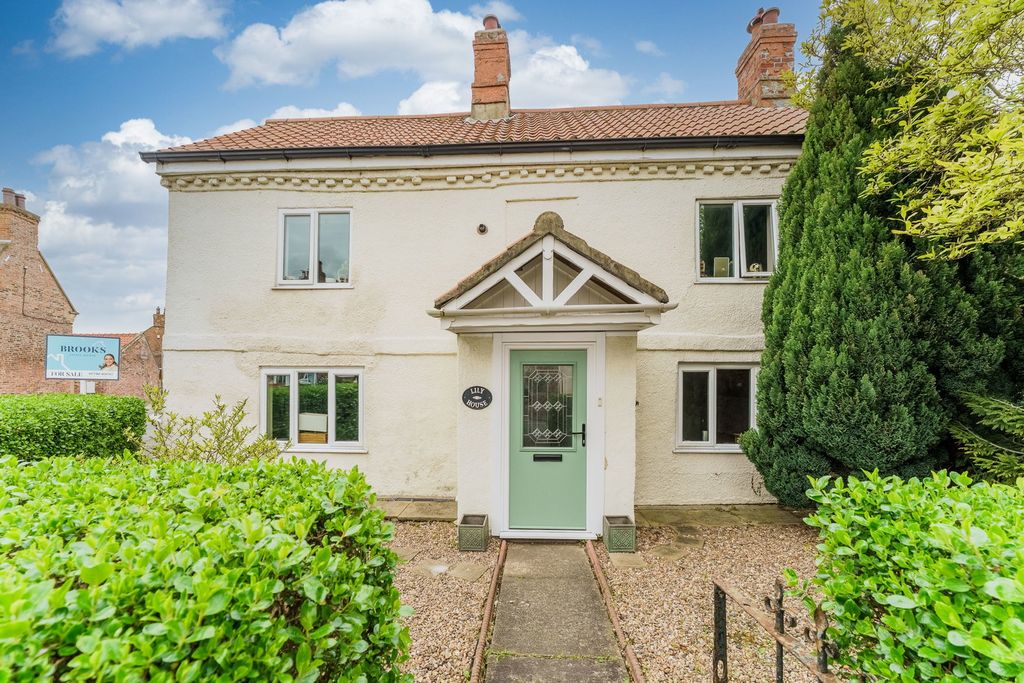 Property photo 1 of 34