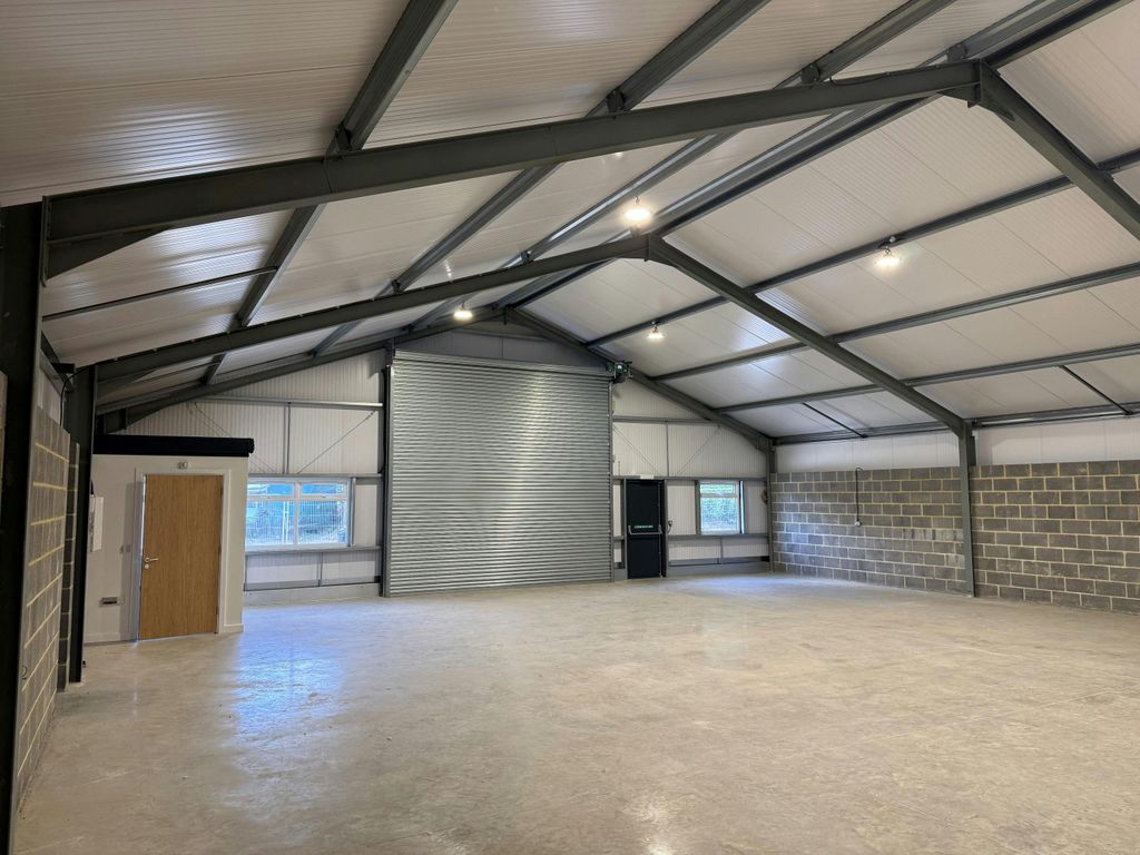 Property photo 2 of 5 Interior 1.Jpg