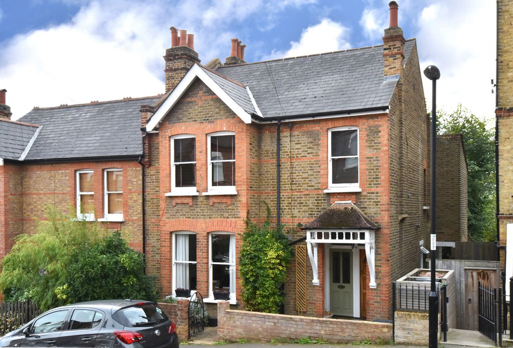 Property photo 2 of 12