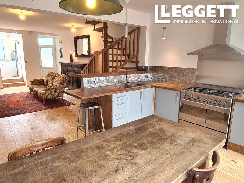 Property photo 3 of 8