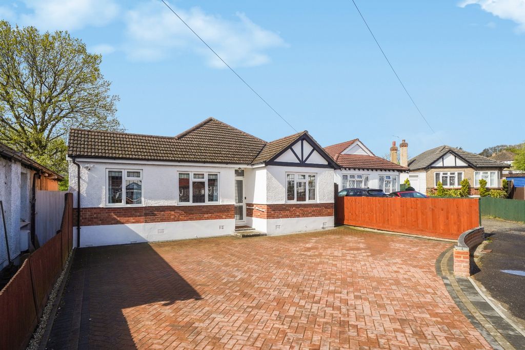 Property photo 1 of 15 5049781
