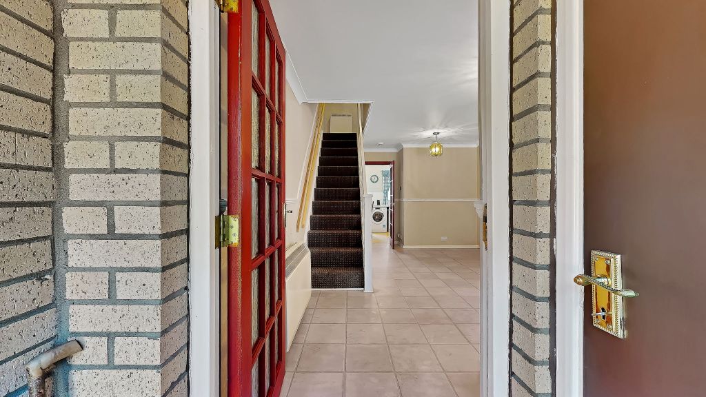 Property photo 3 of 25 2