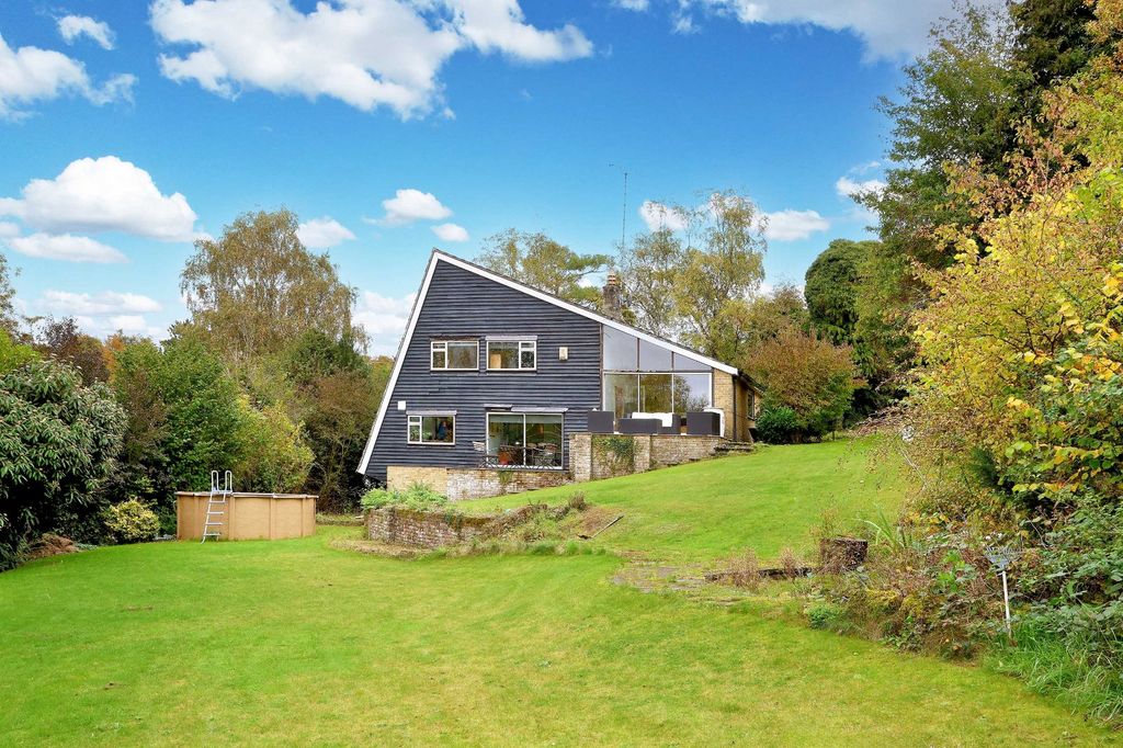 Property photo 2 of 21 Picture No. 04