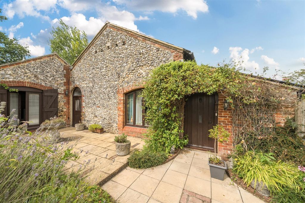 Property photo 2 of 35 1341929-10-68A5Fe5125Efa.Jpg