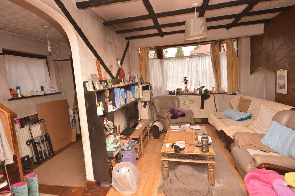 Property photo 2 of 16
