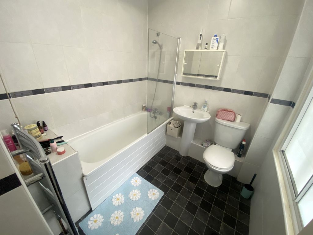 Property photo 2 of 4 Photo 2