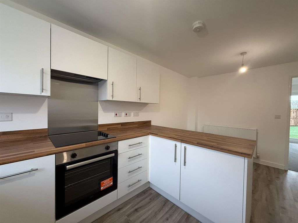 Property photo 3 of 16 4B88F8Aa-1688-41Fa-9642-86033dc64Bce.Jpg