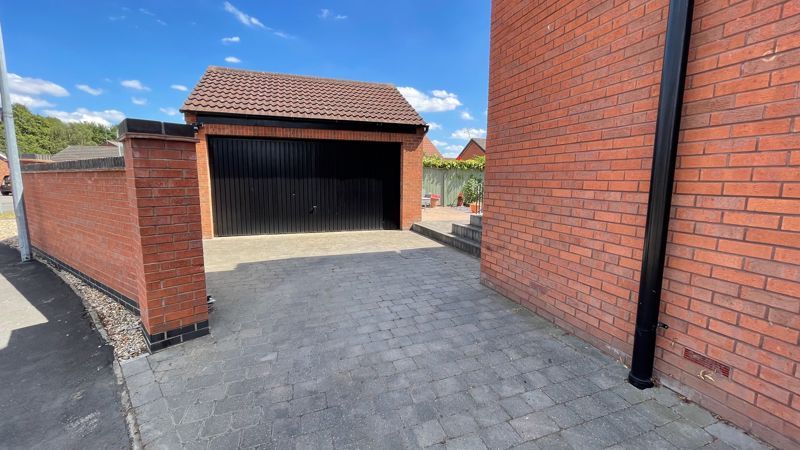 Property photo 3 of 22 Photo 21