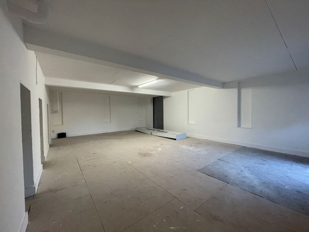 Property photo 3 of 3