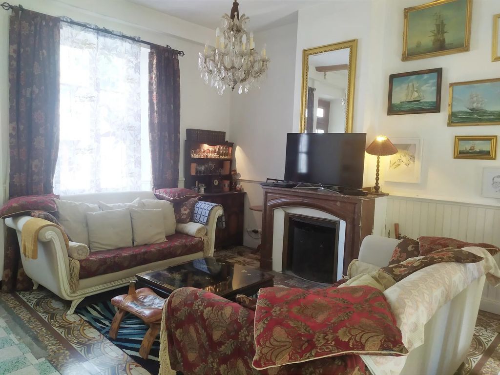Property photo 3 of 15