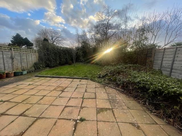 Property photo 2 of 13 Garden