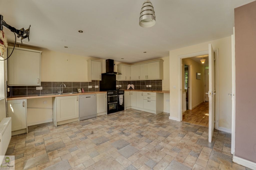 Property photo 3 of 11 Dsc02389-Dsc02393