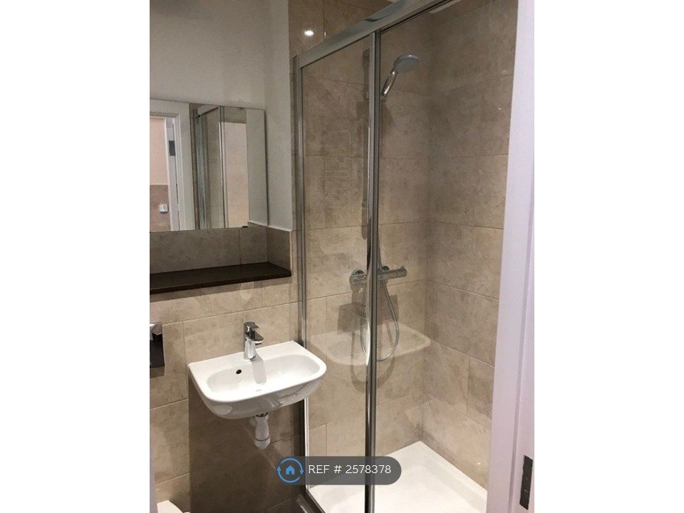 Property photo 3 of 4