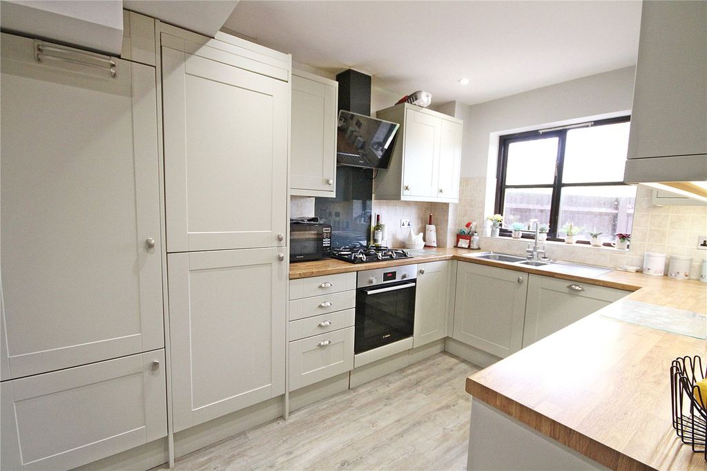 Property photo 2 of 13 Picture No. 06