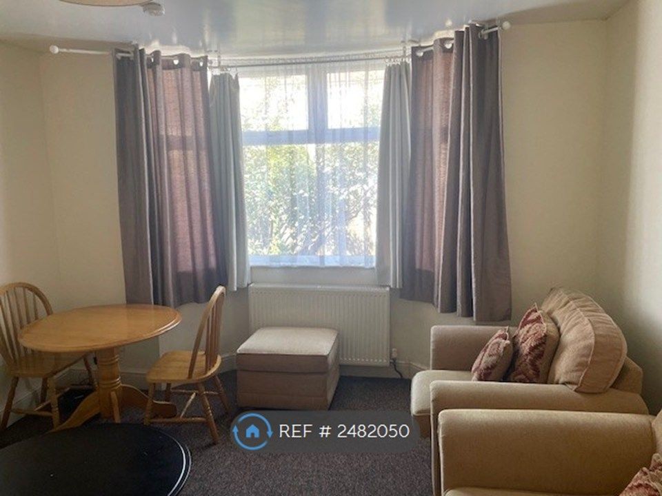 Property photo 3 of 3 Living\Dining Room