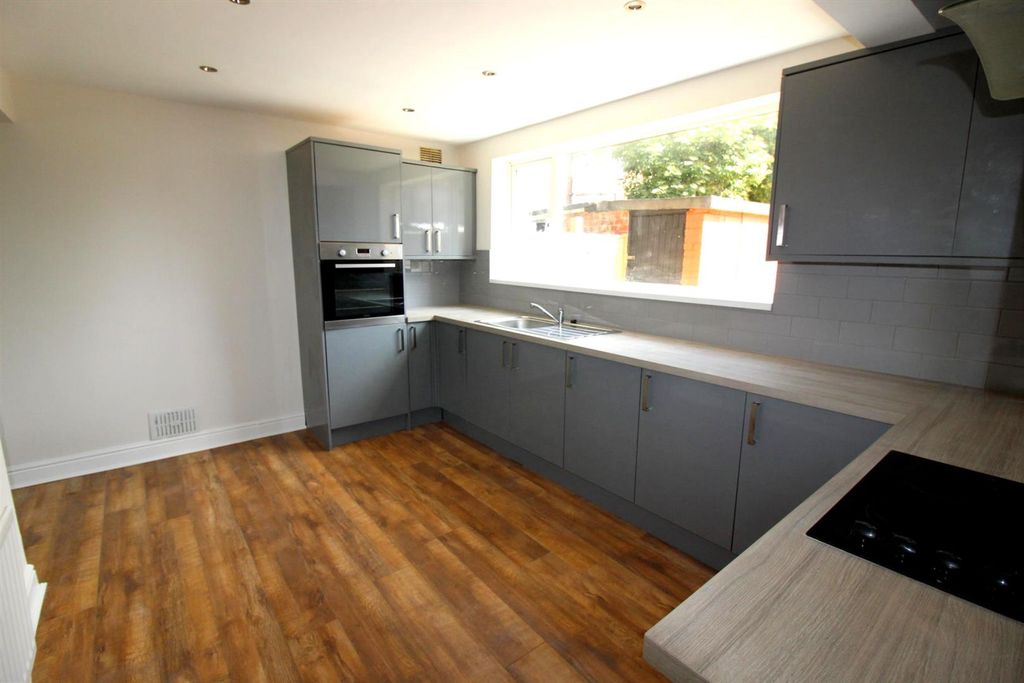 Property photo 2 of 13 Kitchen.Jpg