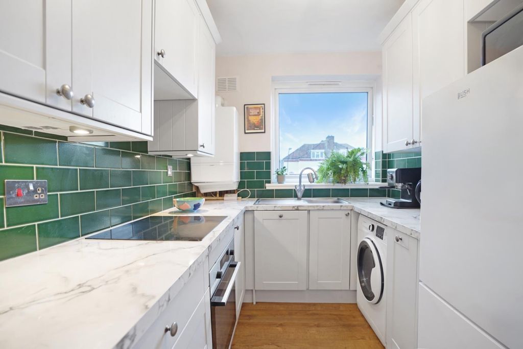 Property photo 2 of 11 Dsc09030.Jpg