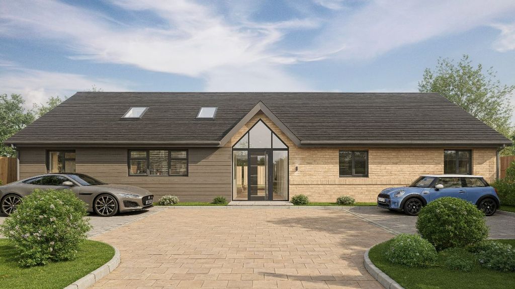 Property photo 1 of 8