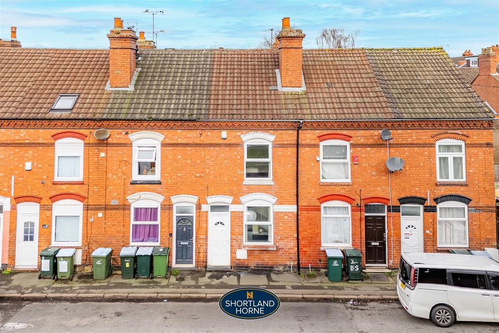 Property photo 1 of 12