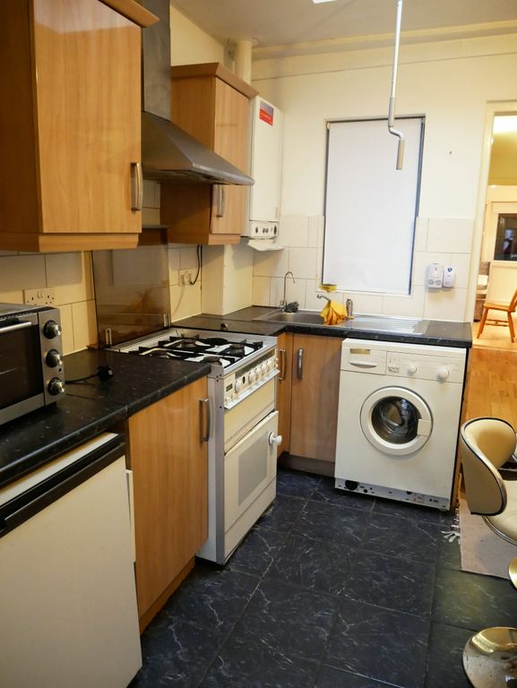 Property photo 3 of 5