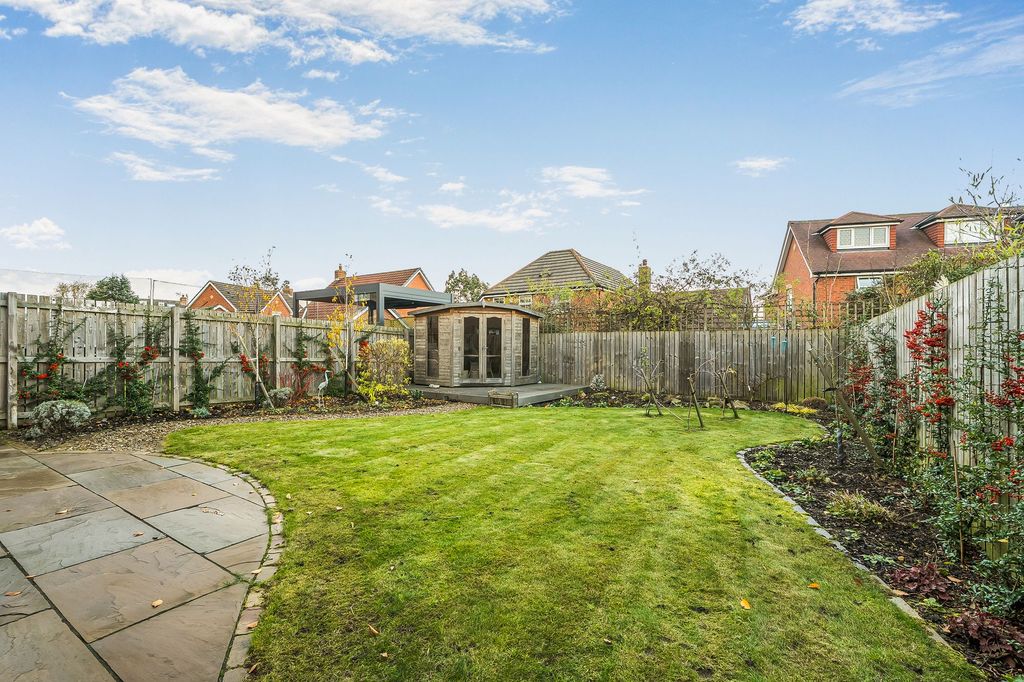 Property photo 3 of 23