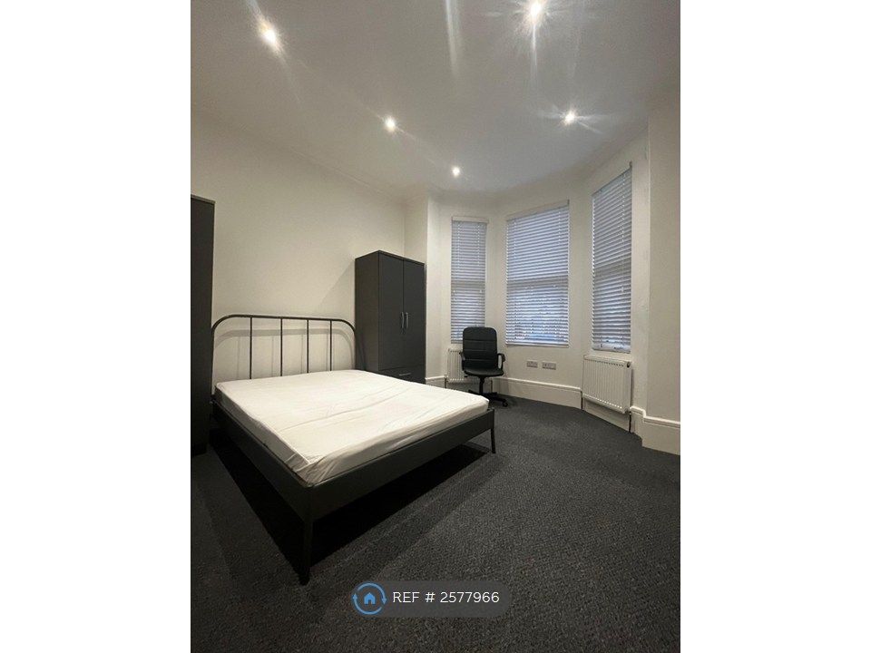 Property photo 2 of 5