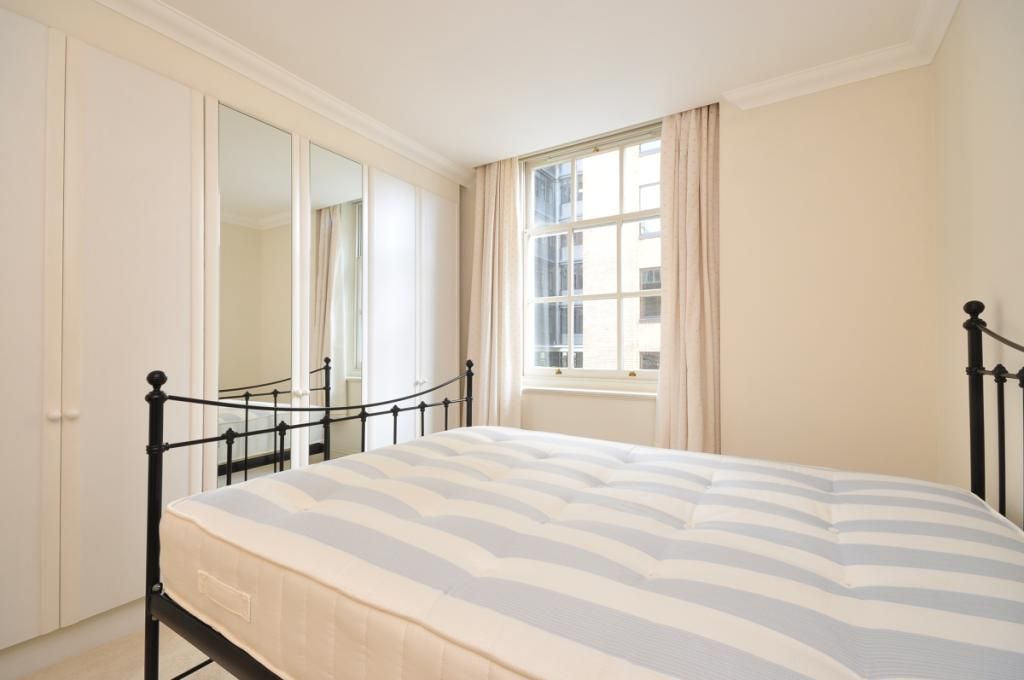 Property photo 2 of 5 Little Adelphi