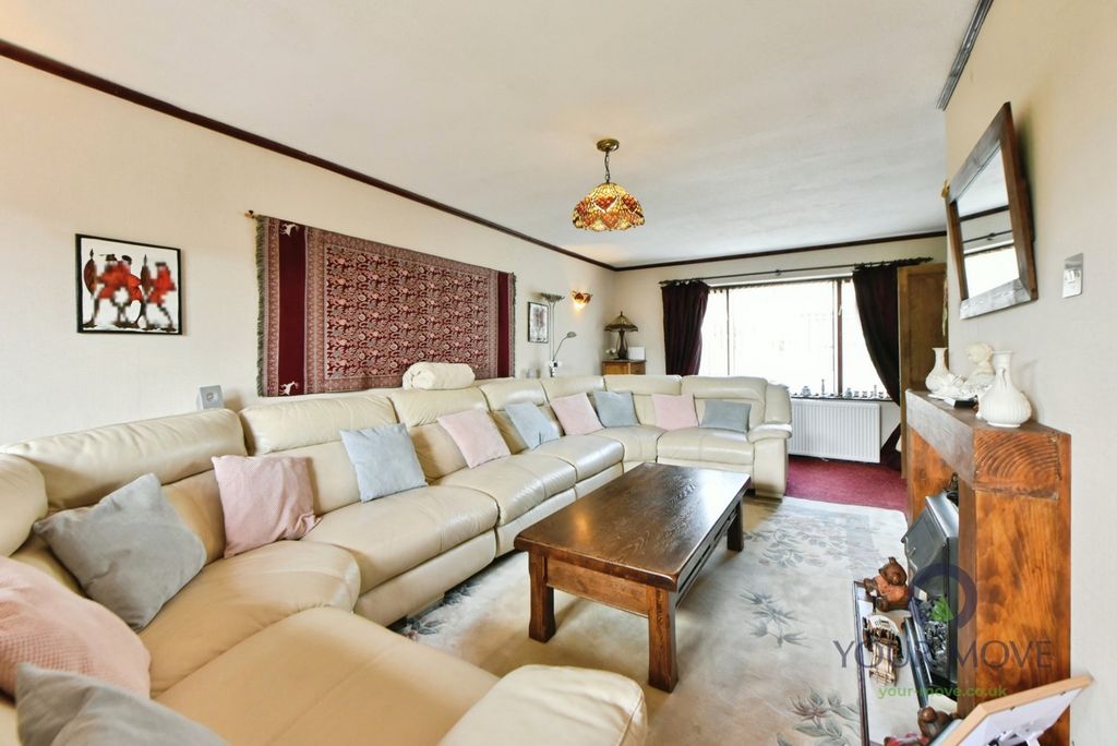 Property photo 3 of 14 Pbox-Img.Jpg