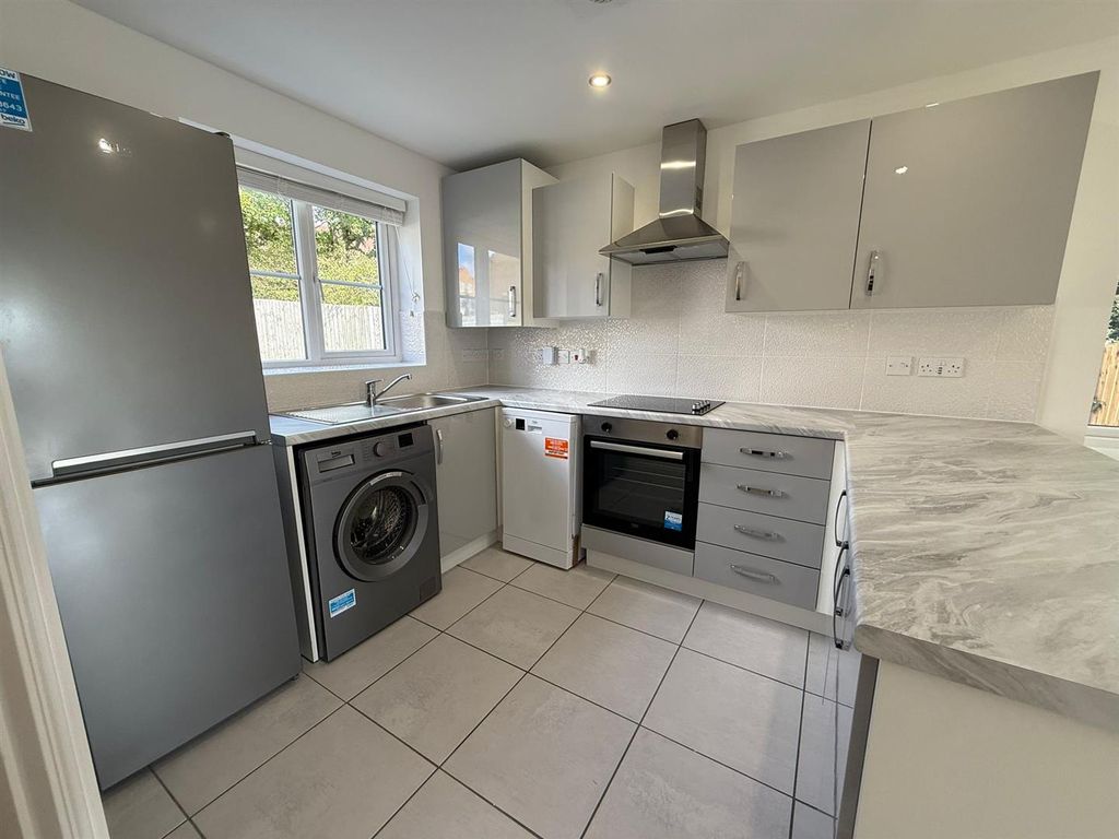 Property photo 2 of 14 0F071c99-2A71-49B5-8d62-8Ad915E59048.Jpg