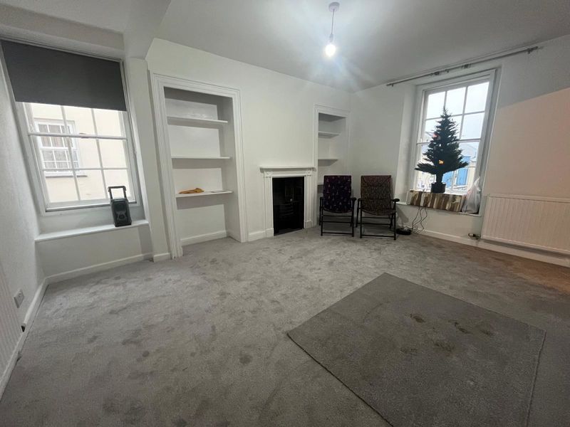 Property photo 2 of 24 Photo 8